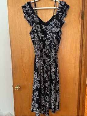 City Chic Black Floral Ruffle Midi Dress